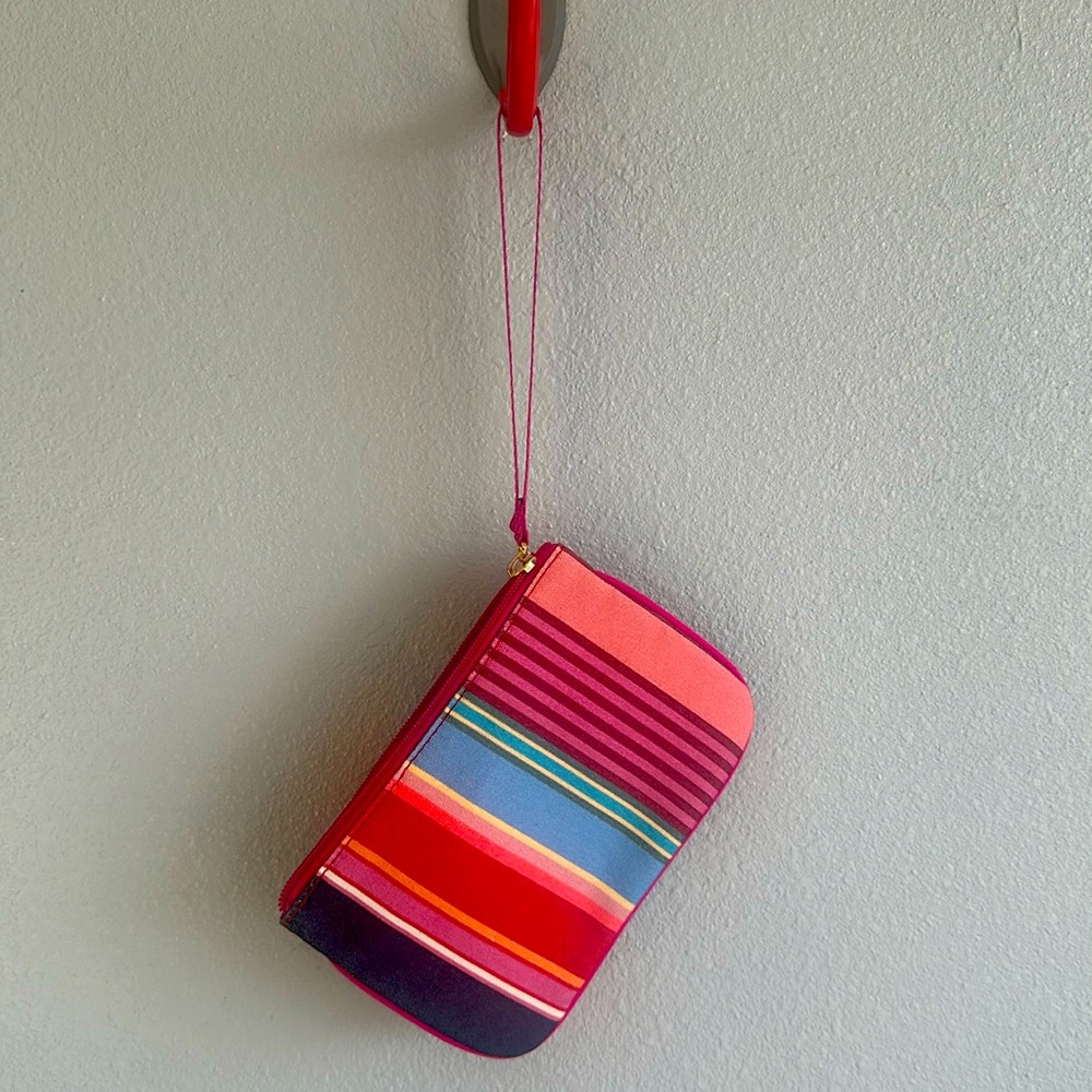 Stella & Dot small ouch in pink stripe